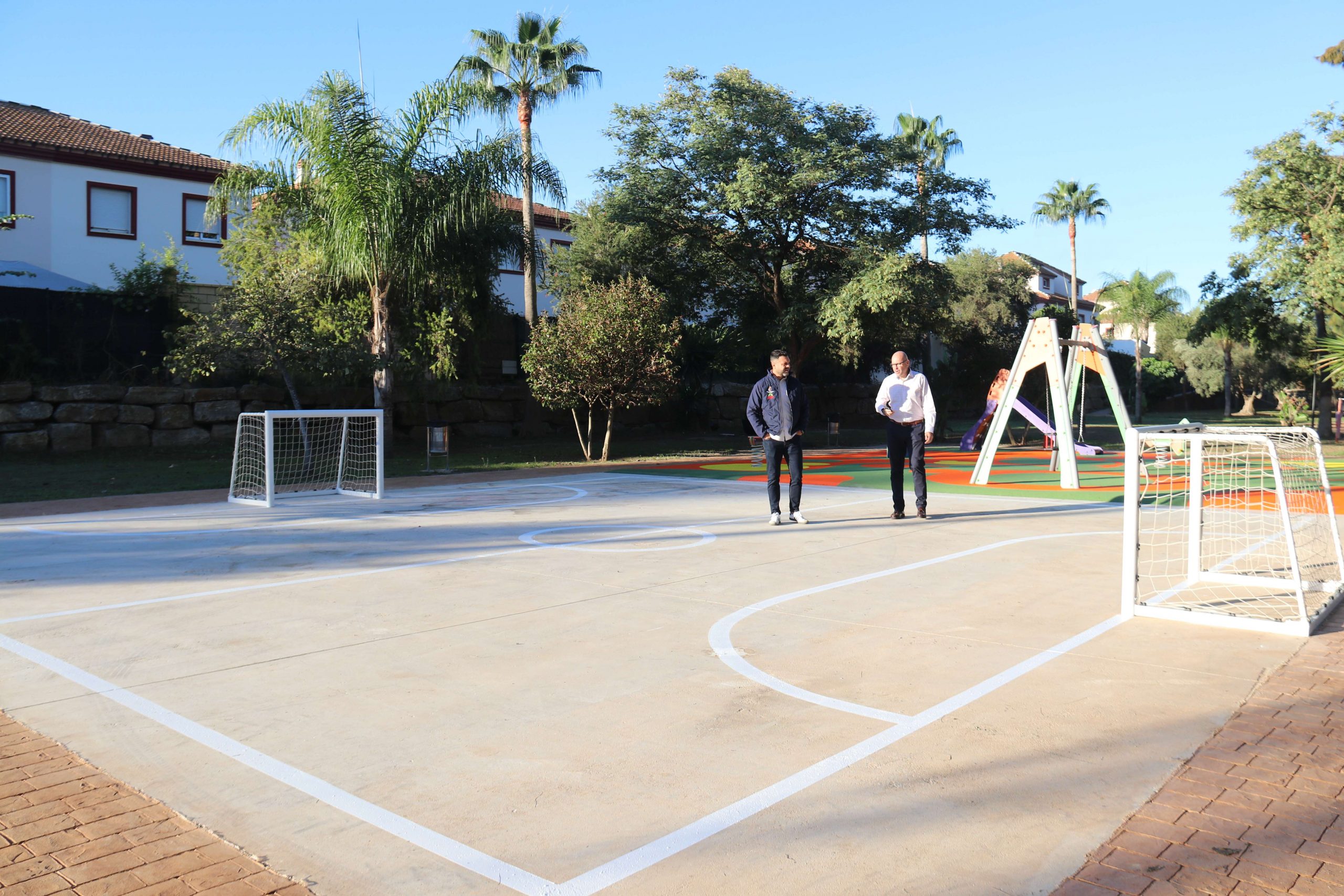 El Consistorio continúa con su plan de mejora en los parques del municipio